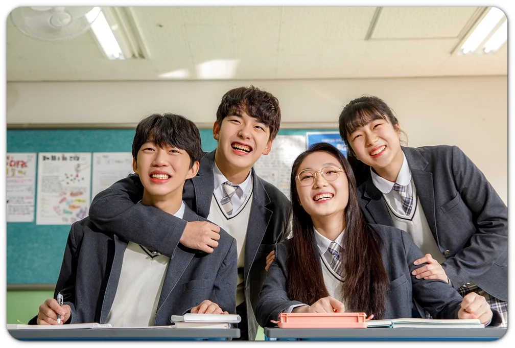 교실 책상 앞의 학생들